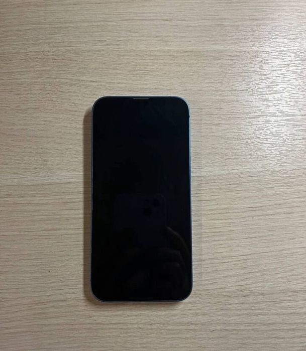 iPhone 13 128Gb с гарантией