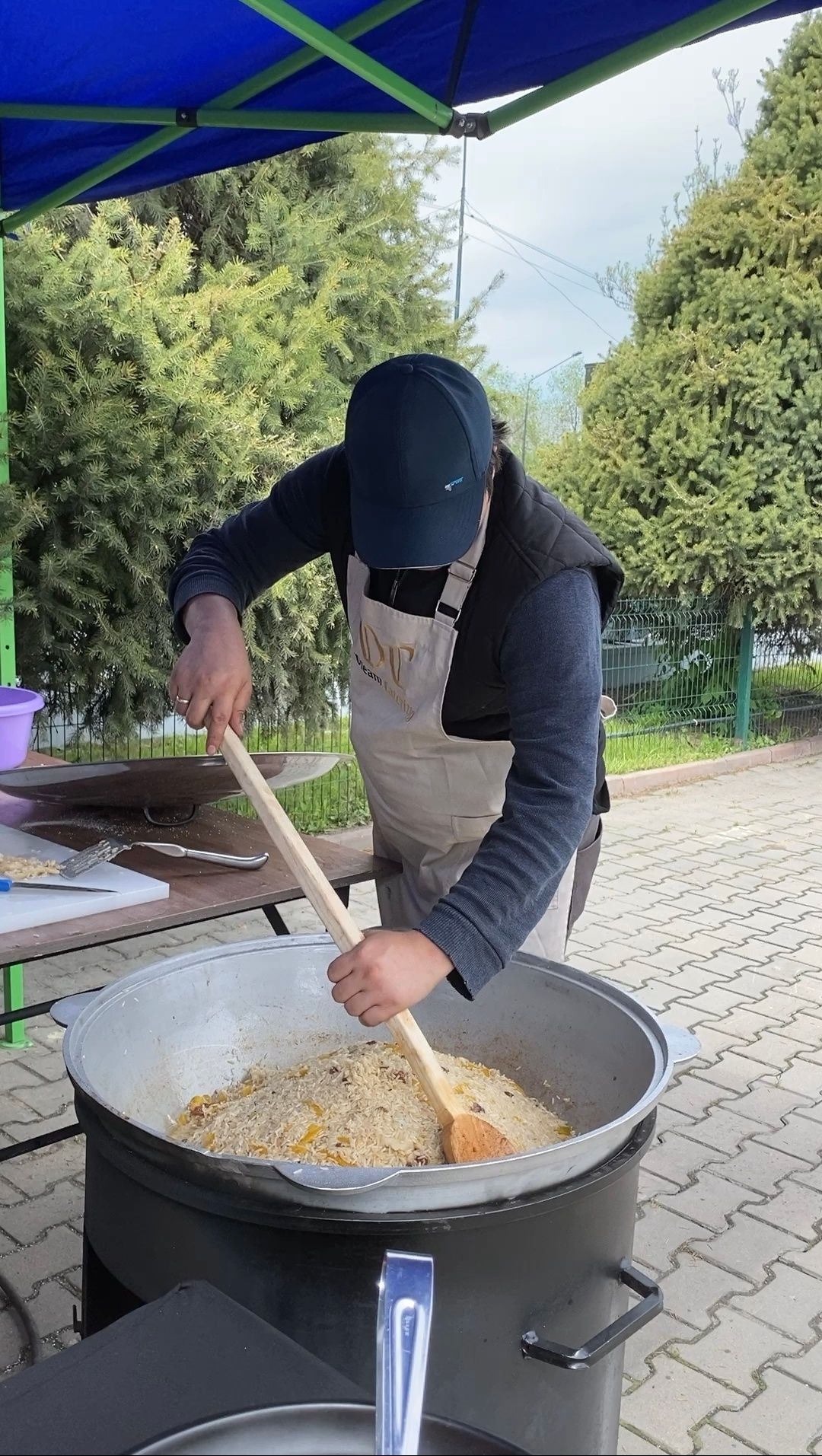 Повар на выезд плов сырне шашлыки