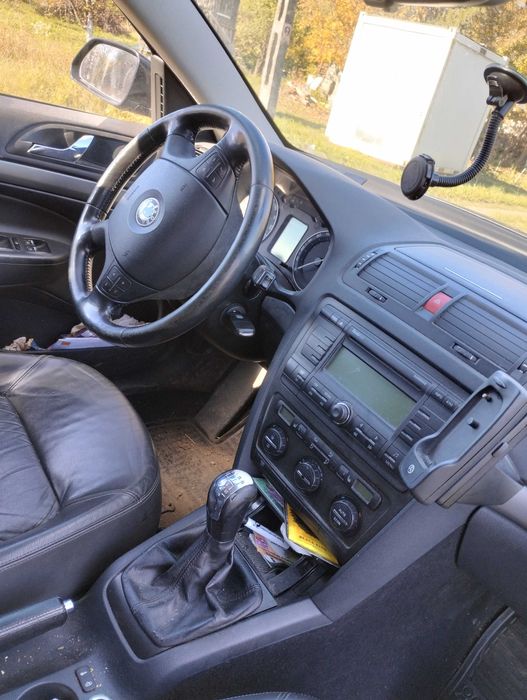 Skoda octavia 2.0 TDI

2200€