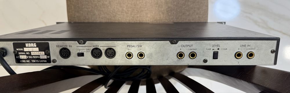 Продавам китарен процесор Korg A2