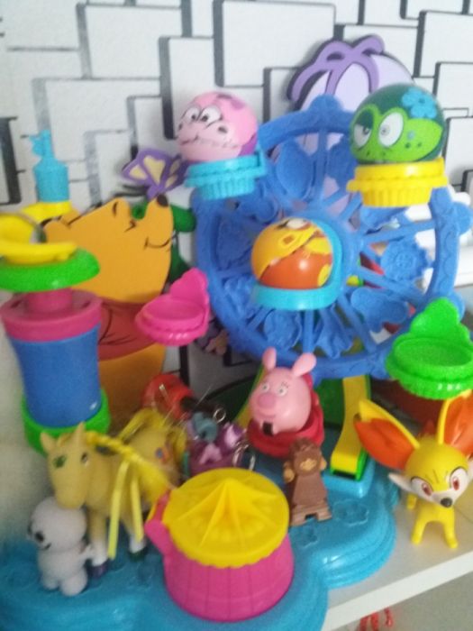 Забавни играчки за малки