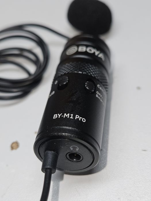 Lavaliera Boya pentru telefon sau camera