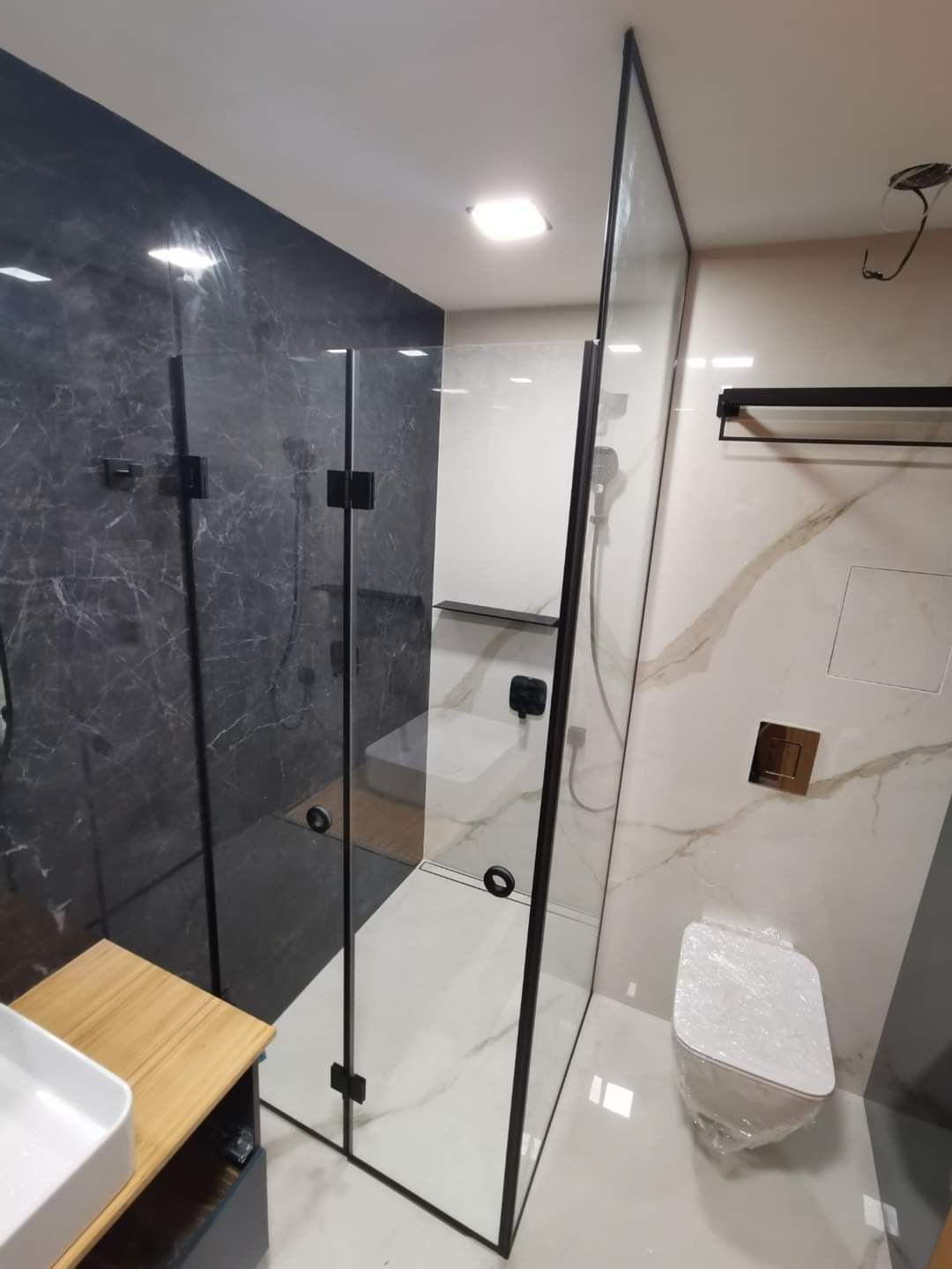 Душ кабини паравани,огледала