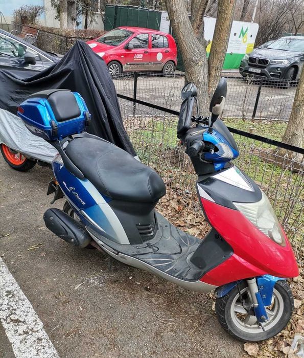Scuter Zongshen în stare buna de funcționare