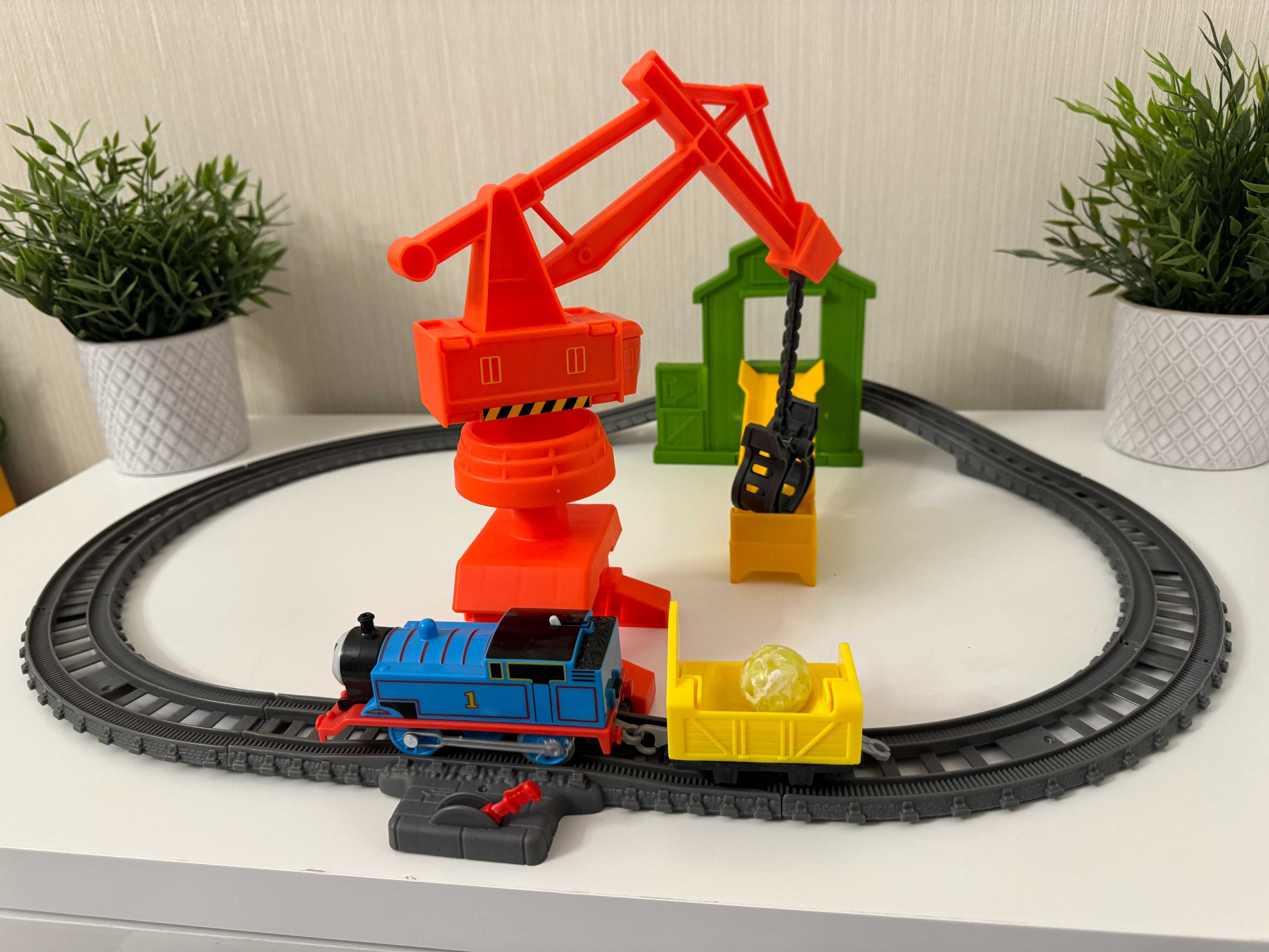 Set de joaca Thomas & Friends - Macaraua Cassia, motorizat