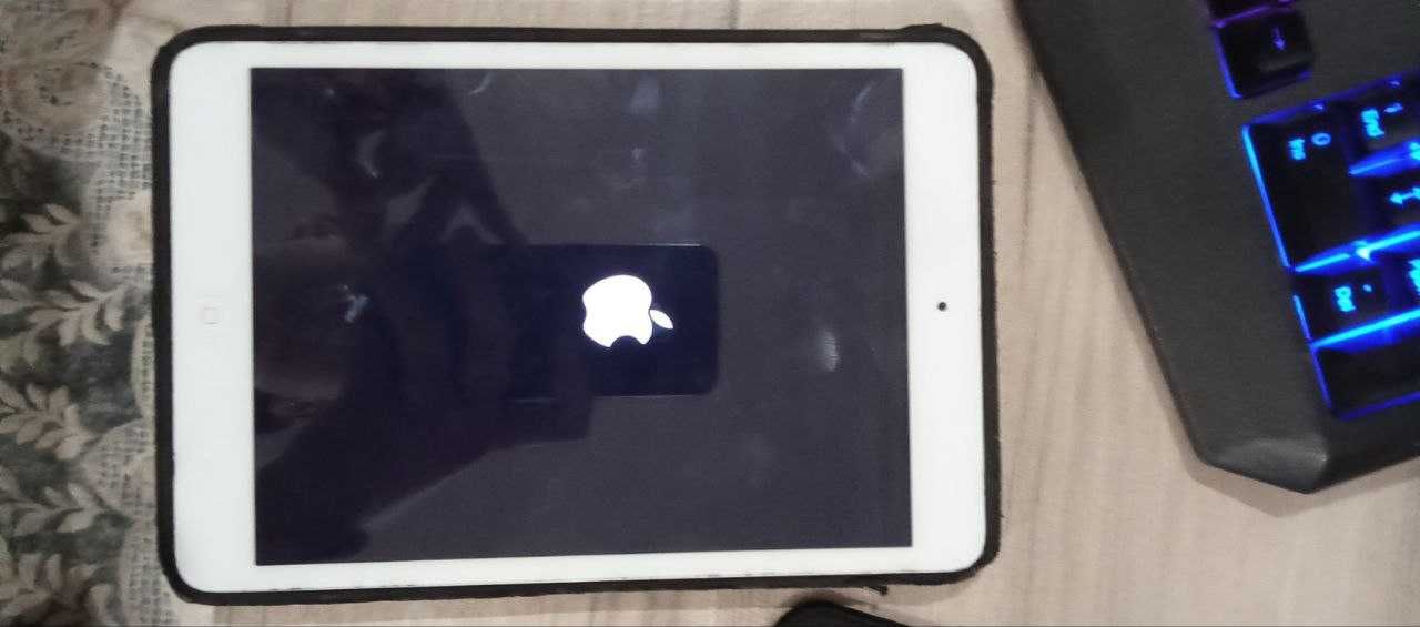 Ipad mini 2018 icloudga tushgan chexoli bilan.