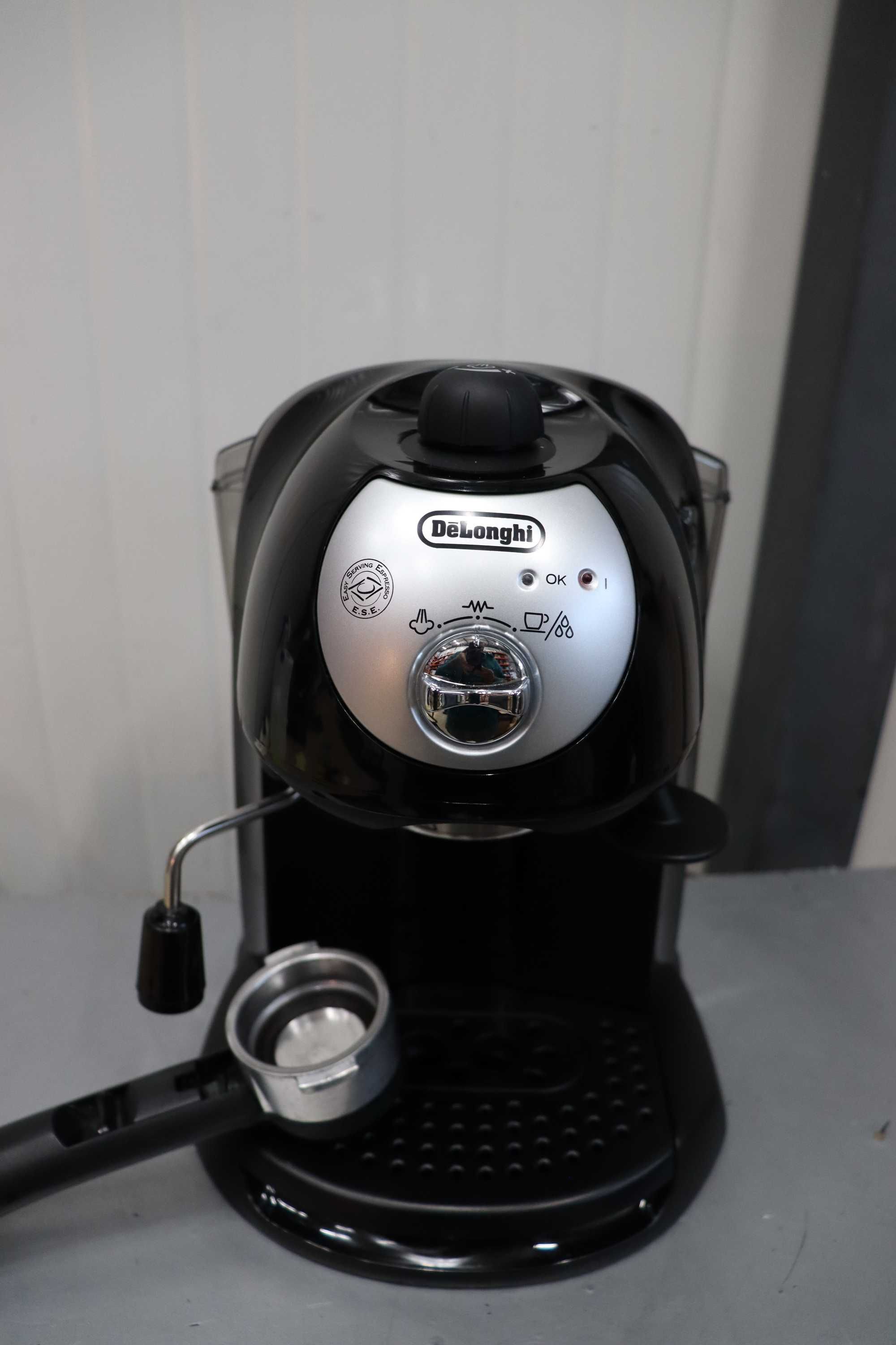 КАФЕМАШИНА DELONGHI EC201CD.B  1000.00 ml, 15.00 bar, ЧЕРЕН