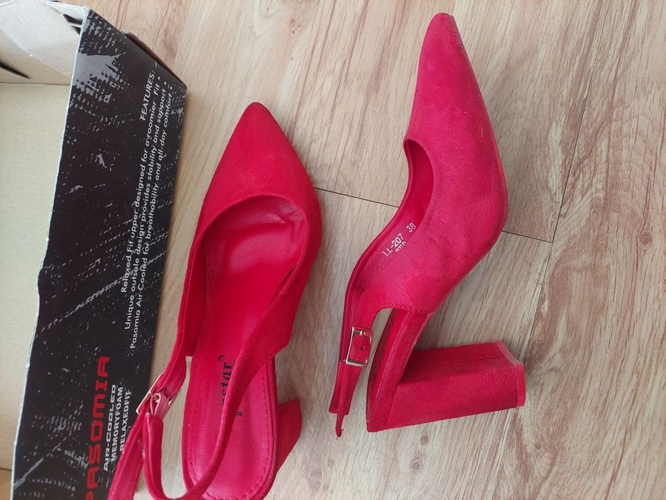 Дамски сандали с токчета