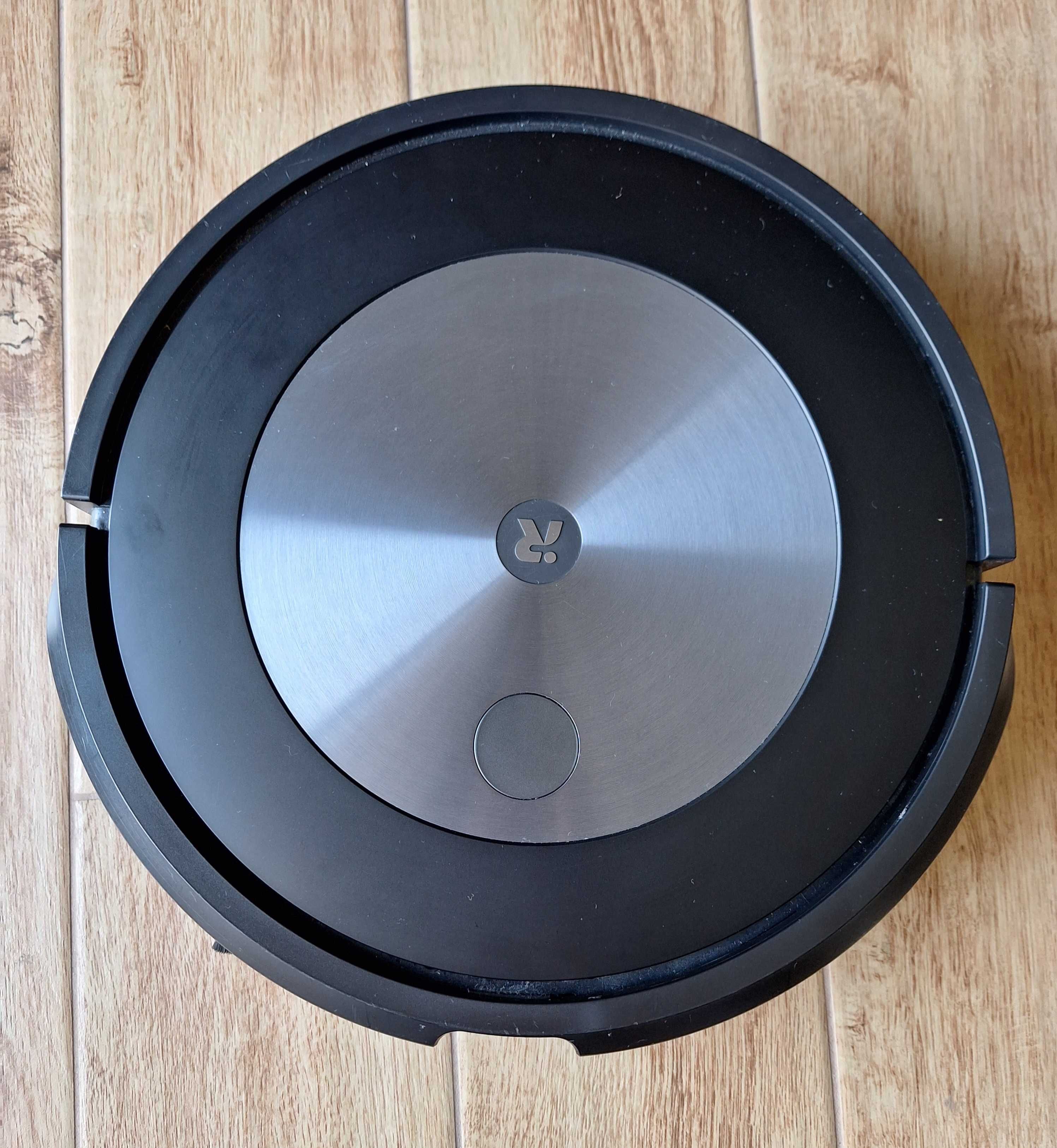 iRobot J7+ 7558 + допълнителна торбичка и филтри и четка