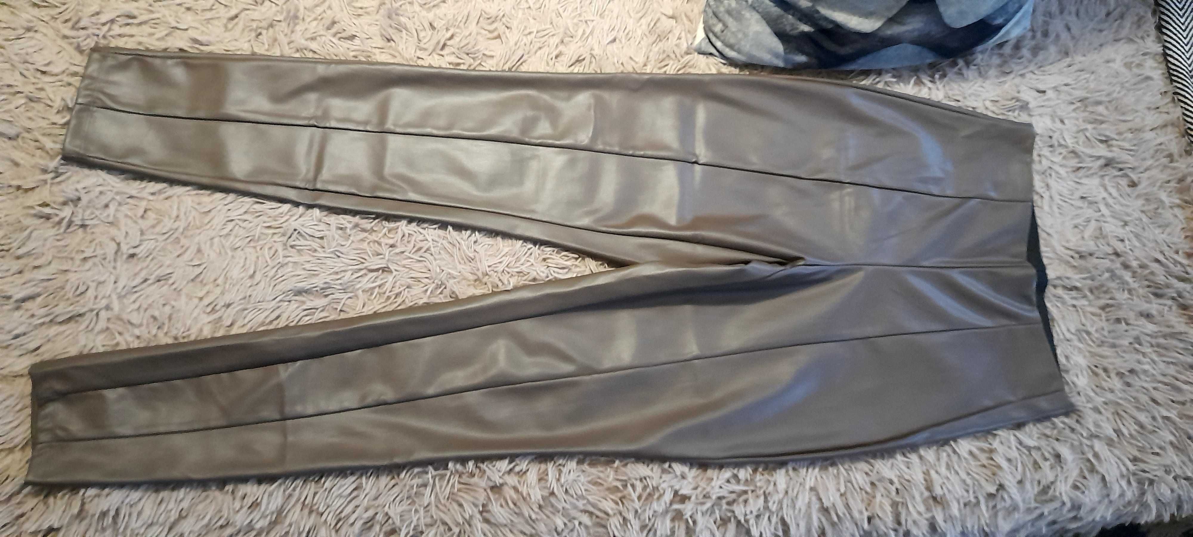 Pantaloni / colanti imitatie piele maro inchis (NOU)