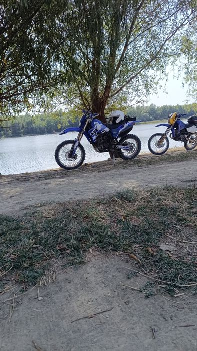Vând WR 400 din anul 2000