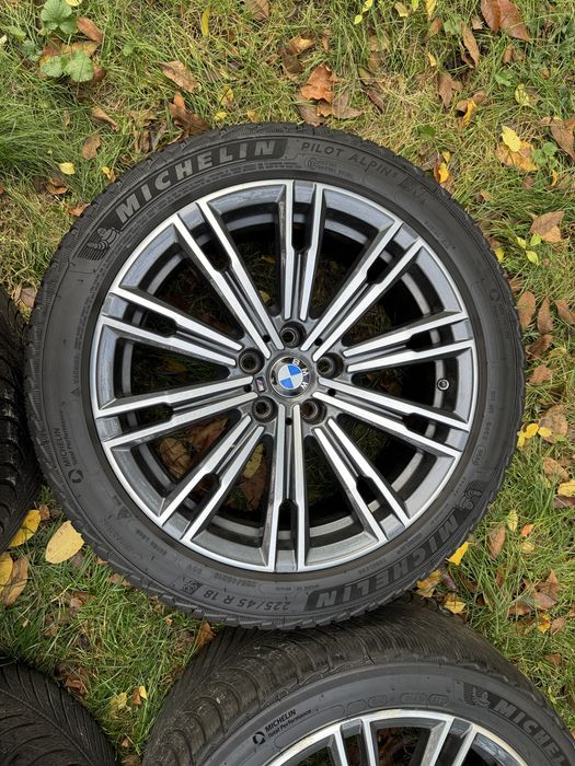 Jante 18" BMW M G20 G21 iarna 225/45R18 + 255/40R18 Michelin DOT 2023