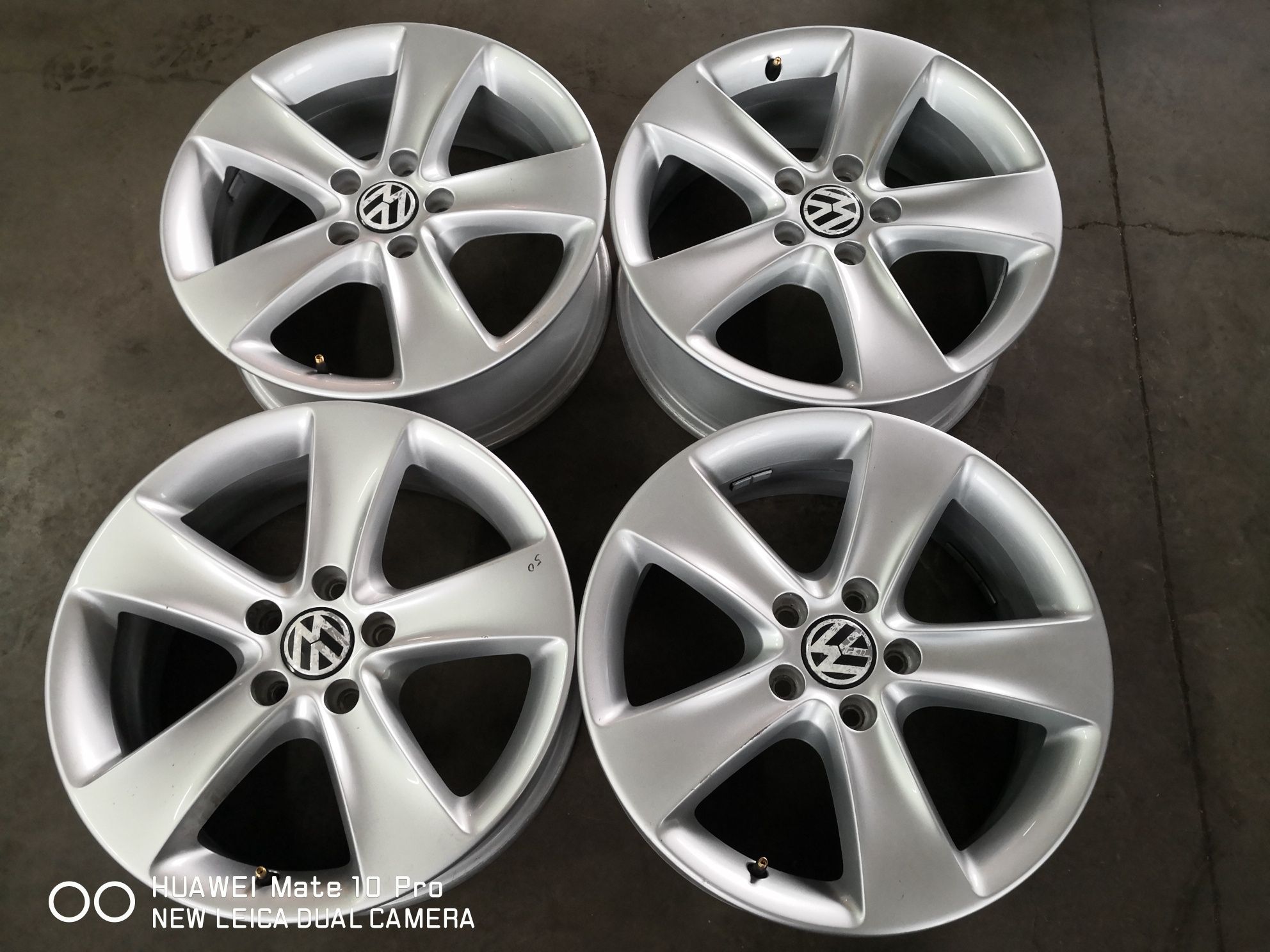 5x112 vw volkswagen 5х112 фолксваген 17 цола оригинални джанти с гуми