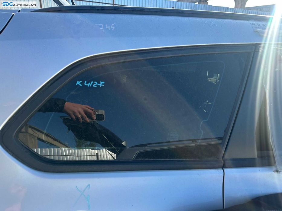 Geam Sticla Fix de pe Aripa Dreapta Spate Opel Astra J Break Combi 2009 - 2016 [K4128]