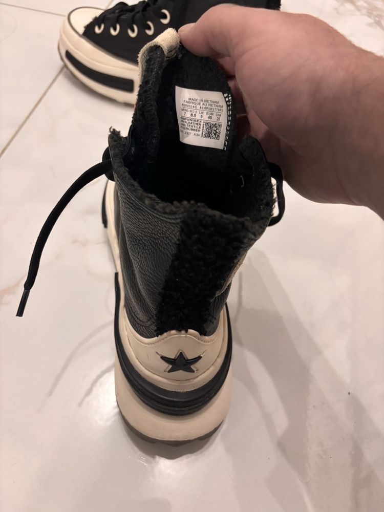 Дамски зимни Converse обувки