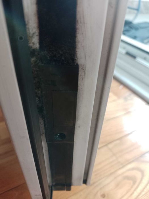 Продавам ПВЦ врата за тераса Шуко