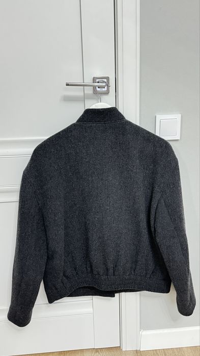 Бомбер от Massimo Dutti