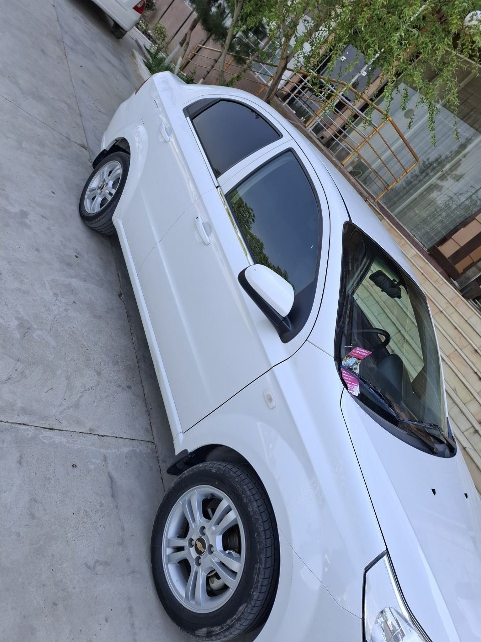 Chevrplt Nexia3 bir qo'l minilgan