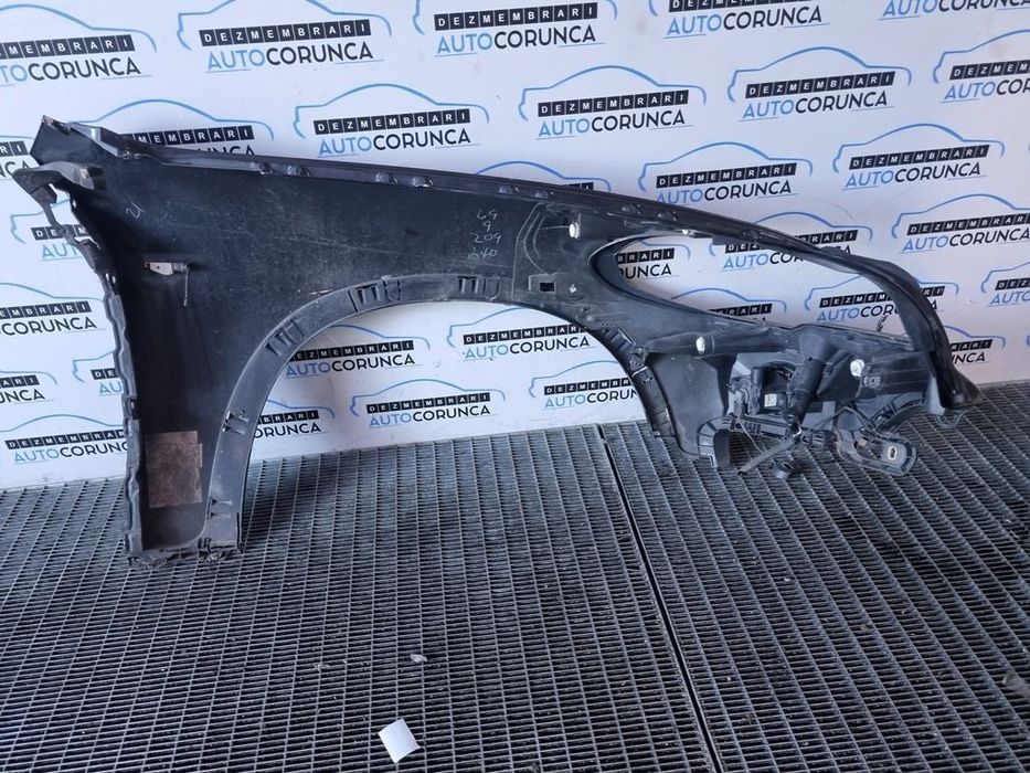 Aripa Stanga Fata BMW X5 E70 2007 - 2010 4 Usi NEGRU (1102)