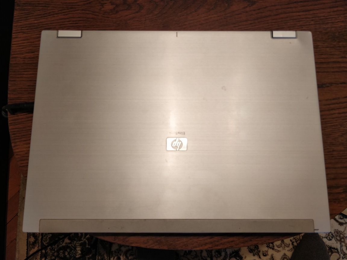 Работна станция HP 8730w