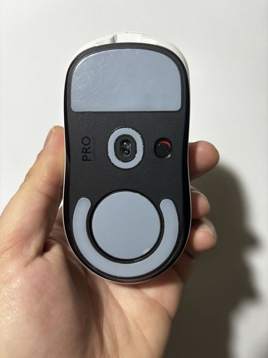 Logitech pro x superlight white