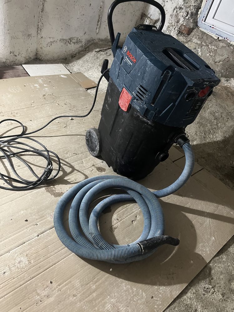 Aspirator profesional Bosch GAS 55 M AFC