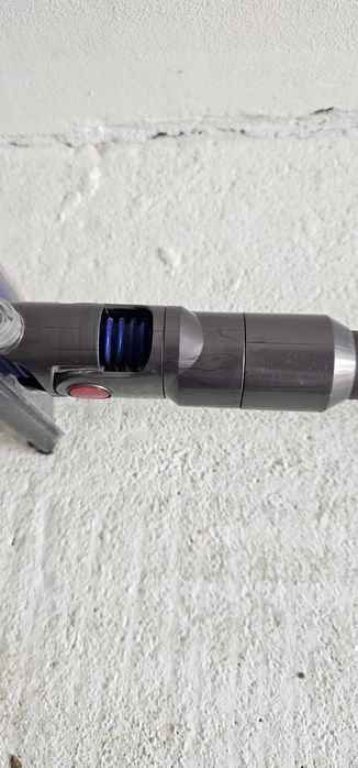 Dyson v8 Fluffy Pret Bun