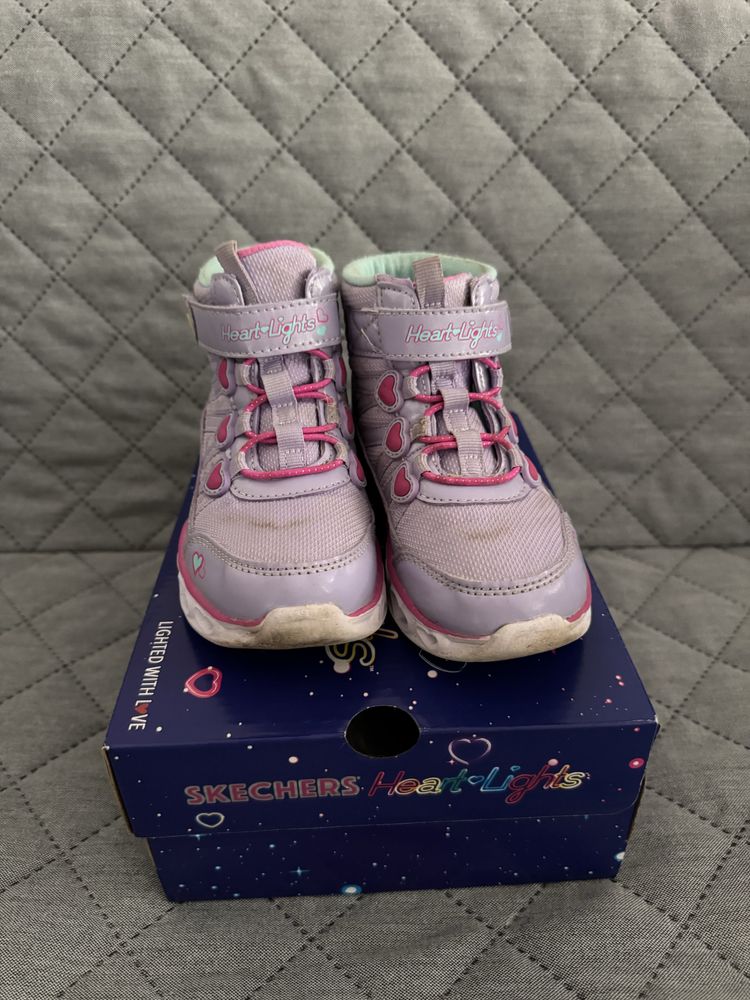 Апрески Adidas 28/5номер и Skechers 26ти номер
