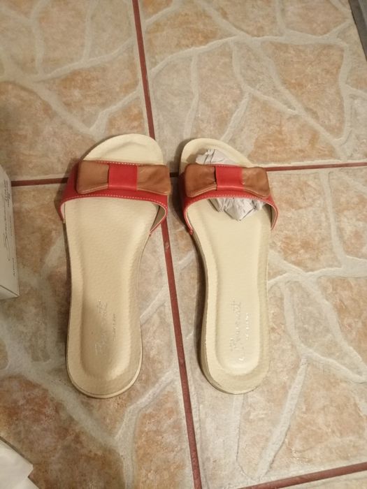 Vand saboti noi, de dama, Benvenuti