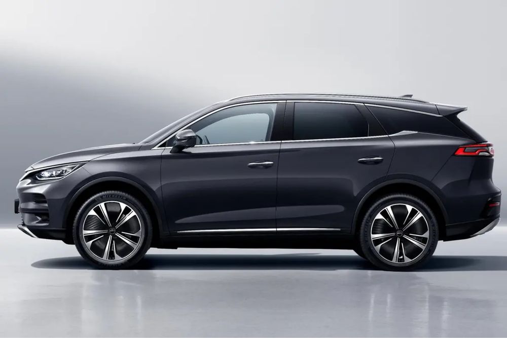 BYD Tang Dual Motor 635 EV, 2022. Пробег23000.