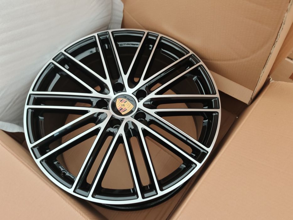 vand jante de aliaj pentru Porsche Cayenne pe 21 marca RC wheels