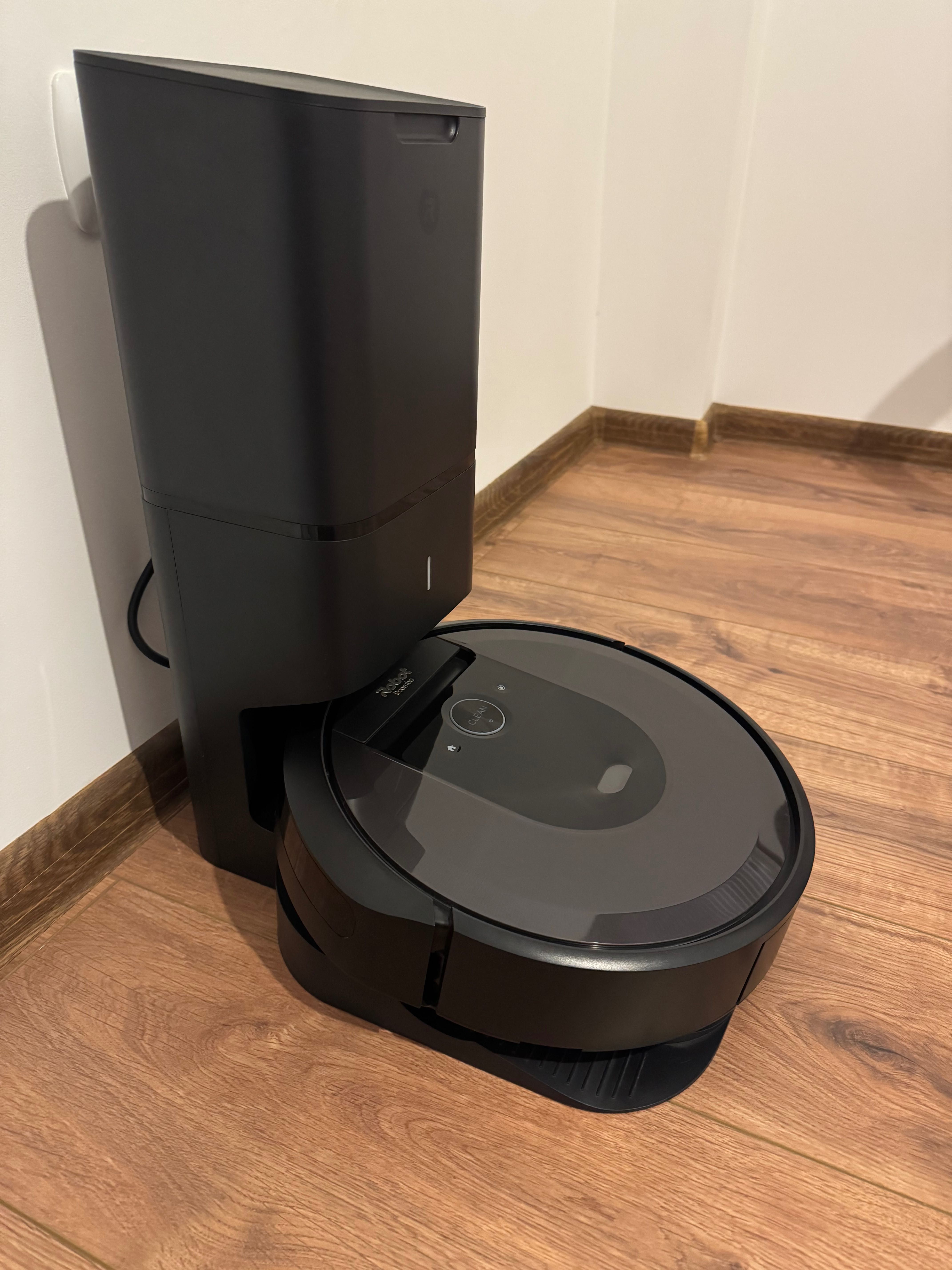 Прахосмукачка iRobot Roomba i7+