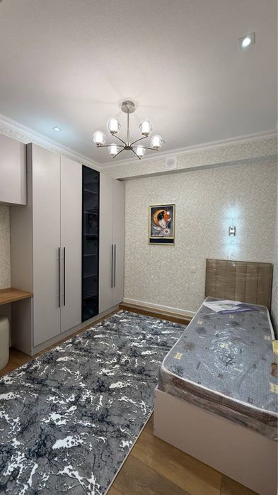 Продается 4 ком. Квартира площадью 102 кв.м. Адрес Самкоч