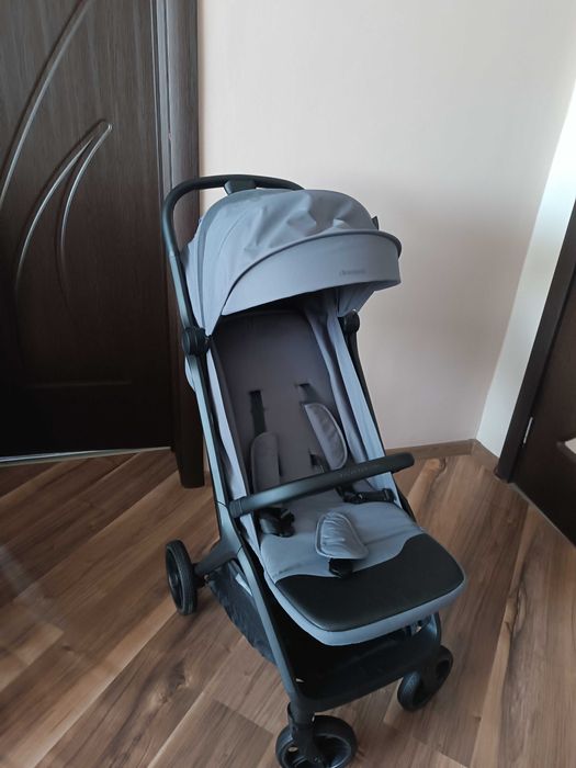 Бебешка/Детска количка Chipolino