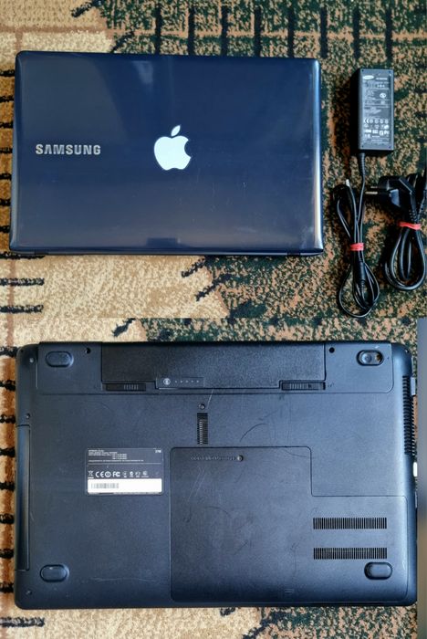 Samsung Core i3 Noutbuk 270E
