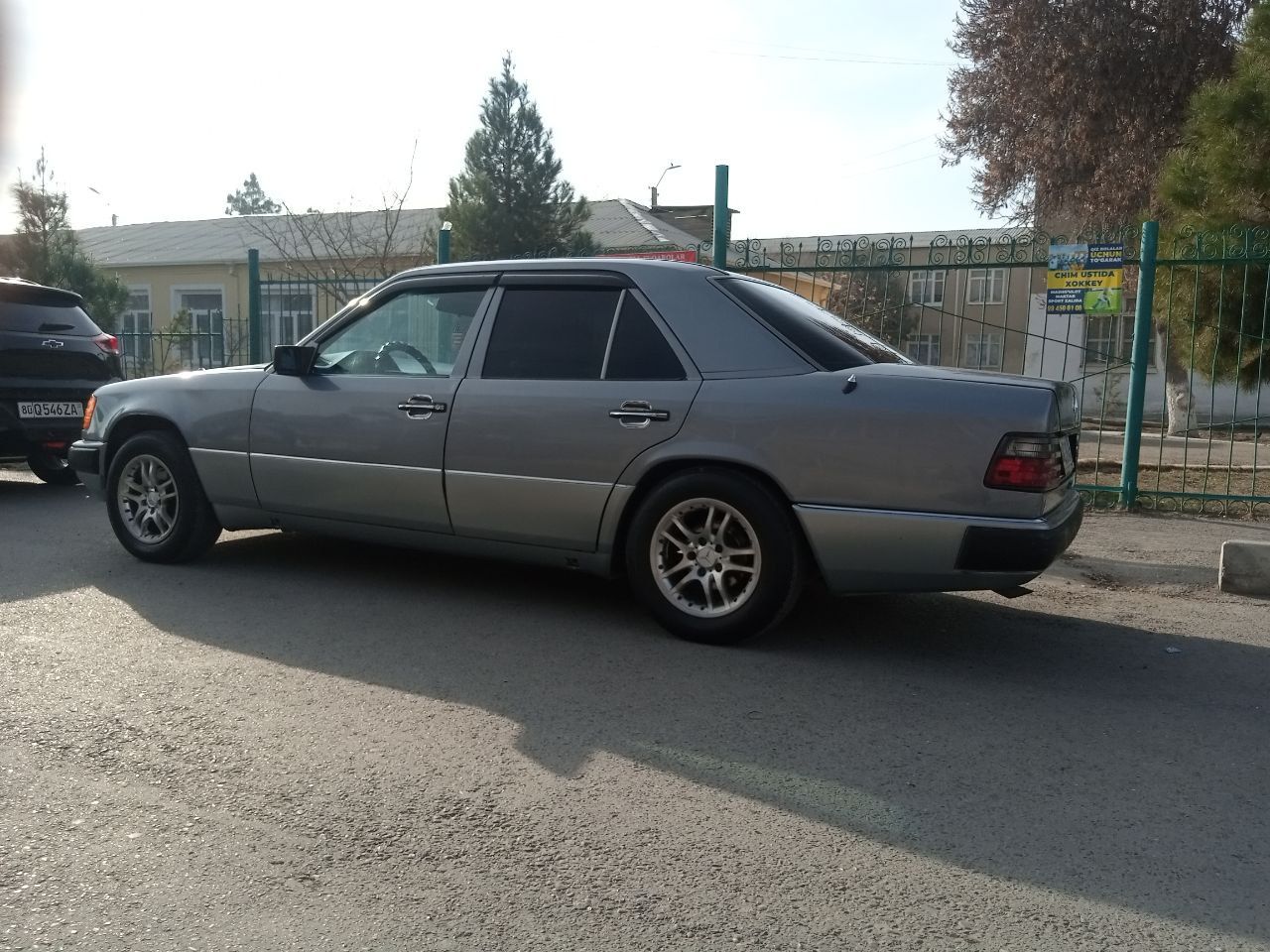 Мерседес бенз 124 сотилади