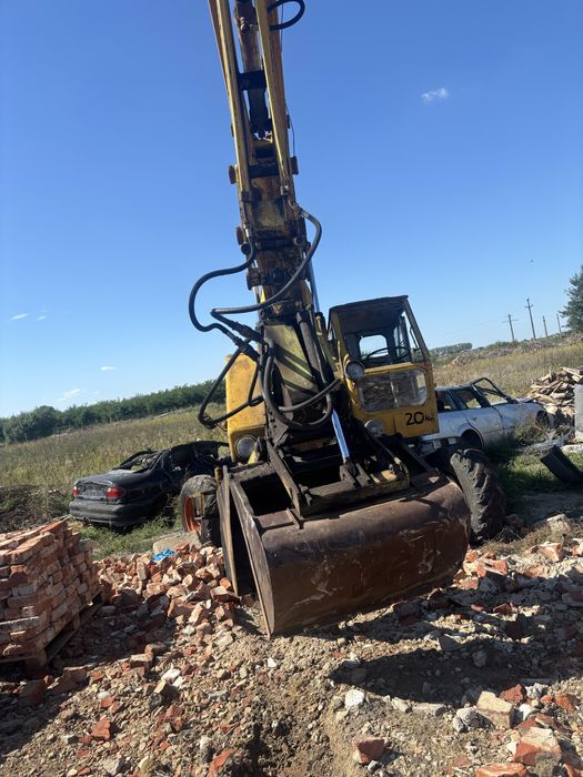 Vand Excavator.