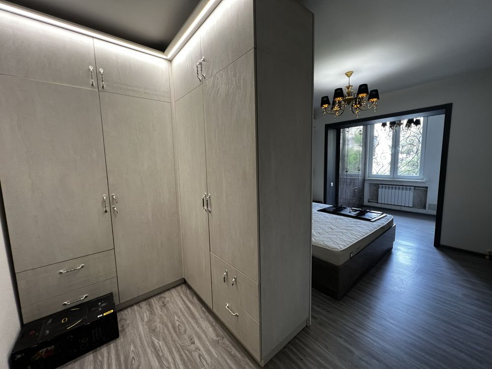 Продам свою квартиру! Юнусабад 8-й квартал 2/2/4 55 кв.м 77-серия