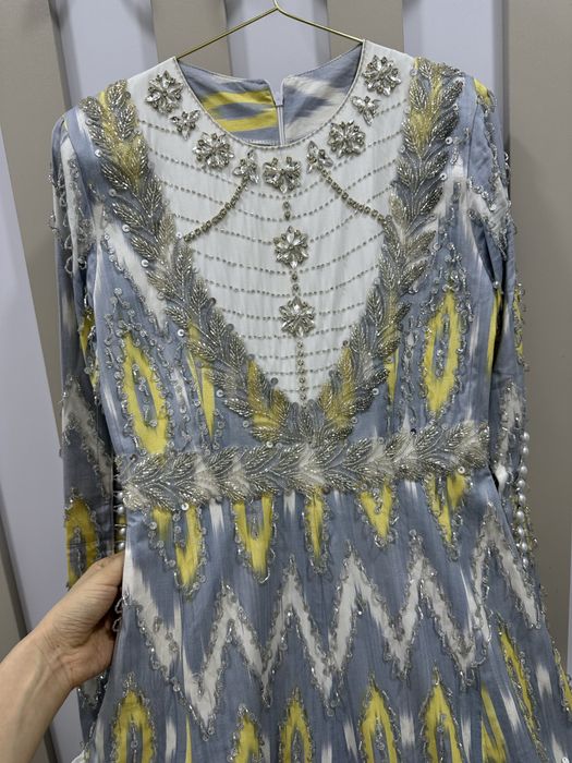 Ansambl ko’yne sotiladi to’liq ruchnaya rabota