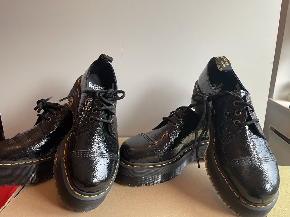 Уникални обувки лоуфър Dr. Martens 2бр. 38 и 42 номер
