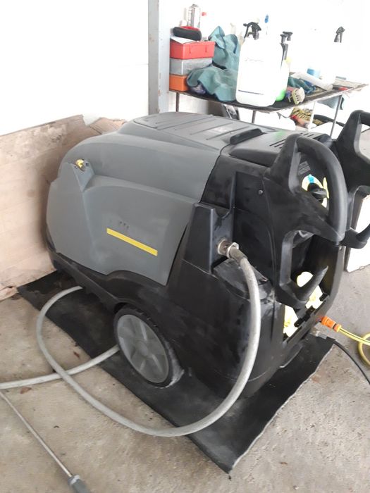 Pompa de spalare apa calda Karcher HDS E8/16