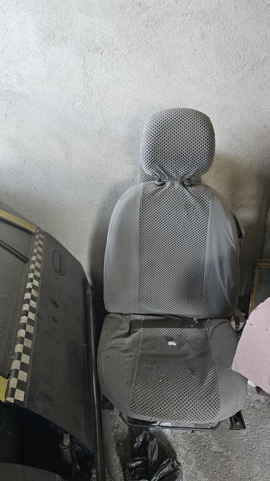 Vând piese Solenza 2005