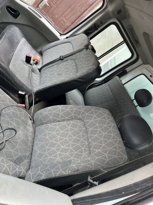 Desfac dezmembrez piese Renault Master Opel Movano Nissan basculabila
