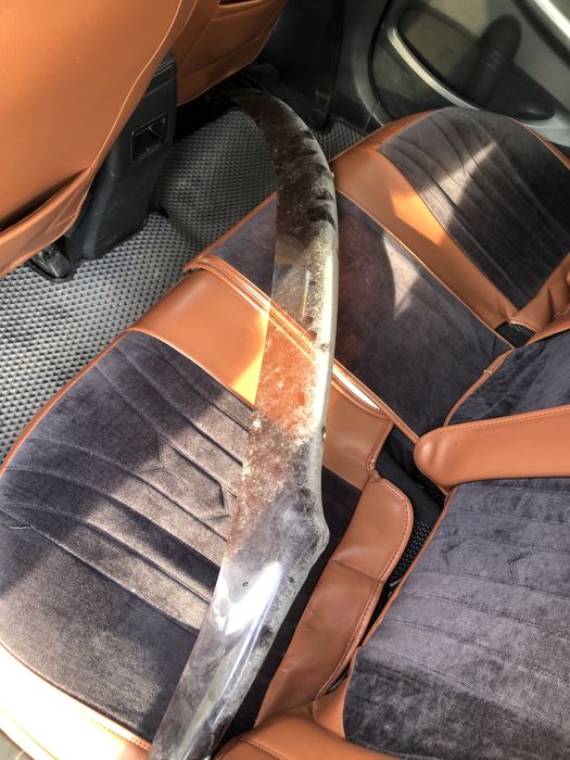 Продам мухобойку на королла 150