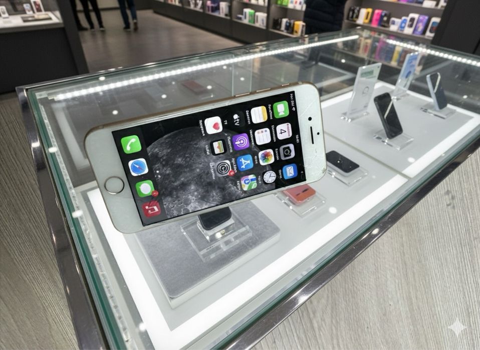 продам айфон 8 в ремонте не был