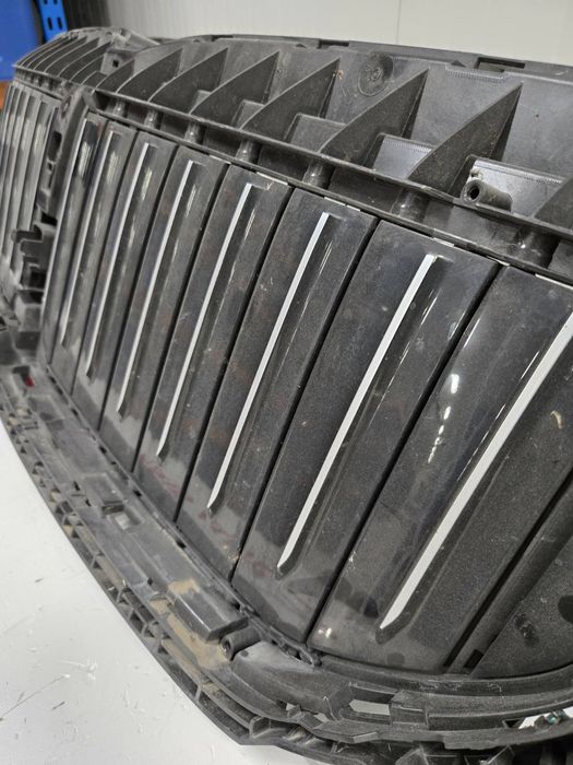 Решетка за BMW 7 G11 G12