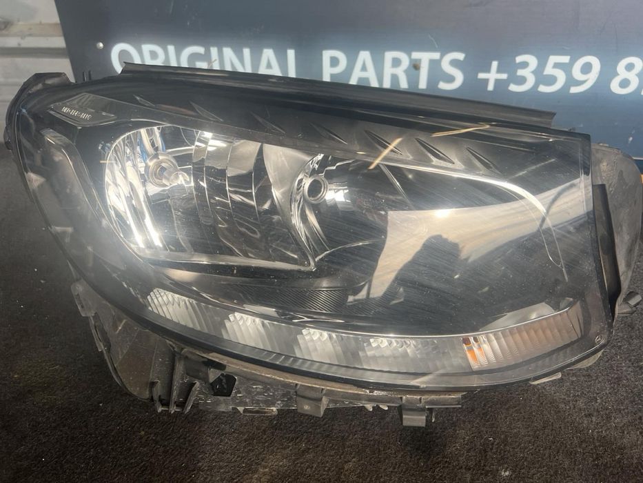 Фар за Mercedes Glc W253 X253 Обикновен с две счупени уши оригинален