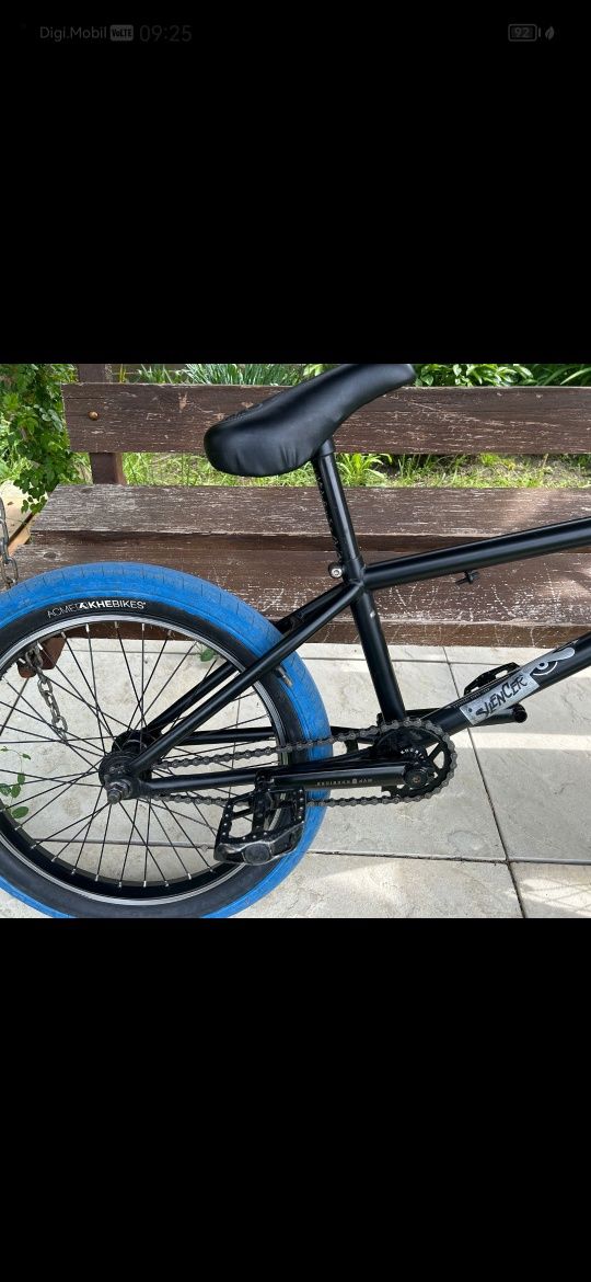 bmx KHEBIKES SILENCER Limited
Cadrul și furca sunt din otel