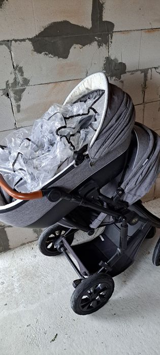 Cărucior de vanzare 2in1