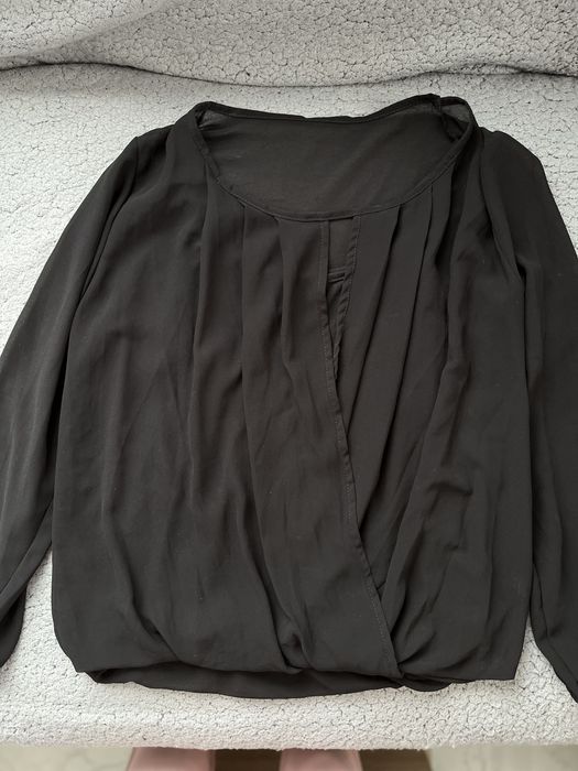 Camasa neagra petrecuta